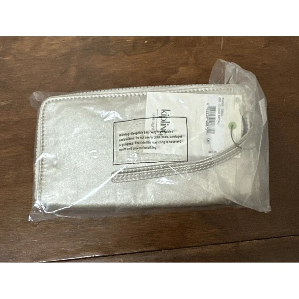Kipling Imali Silver Cloud Metal Large RFID Wallet Wristlet KI4284 NEW